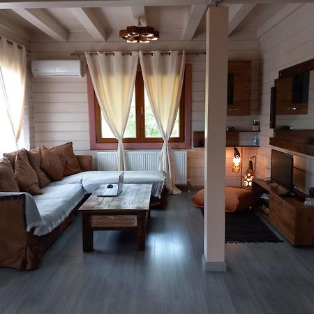 普雷韦扎Wooden House别墅 外观 照片